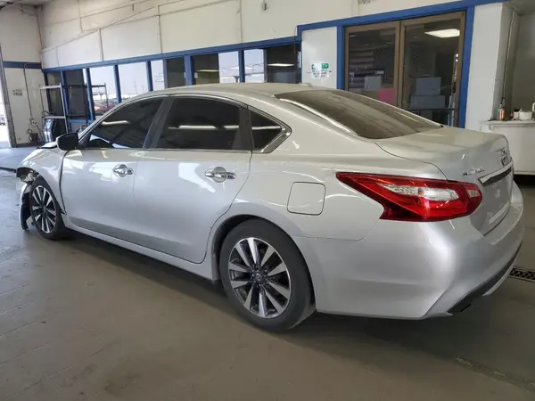 1N4AL3AP0HC158640 2017 NISSAN ALTIMA - Image 2