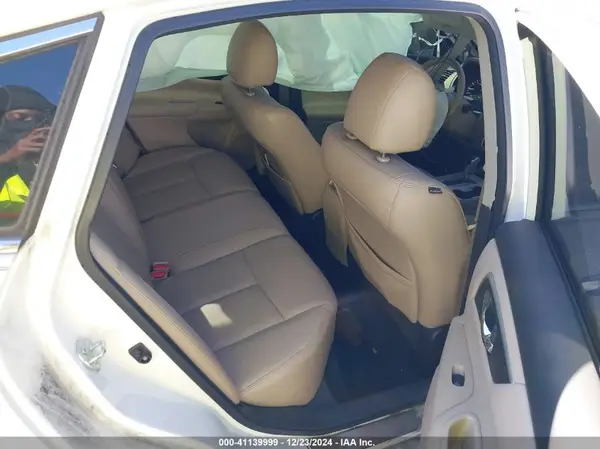 1N4AL3AP0HC158797 2017 NISSAN ALTIMA - Image 8