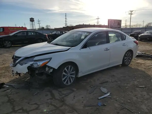 1N4AL3AP0HC159481 2017 NISSAN ALTIMA - Image 1