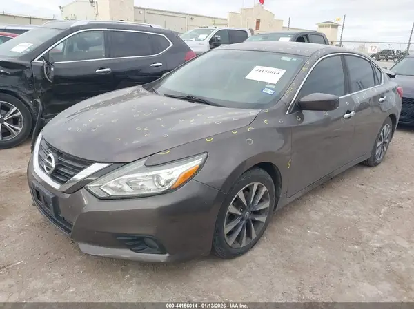 1N4AL3AP0HC159612 2017 NISSAN ALTIMA - Image 2