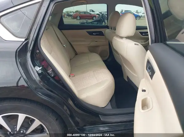 1N4AL3AP0HC160937 2017 NISSAN ALTIMA - Image 8