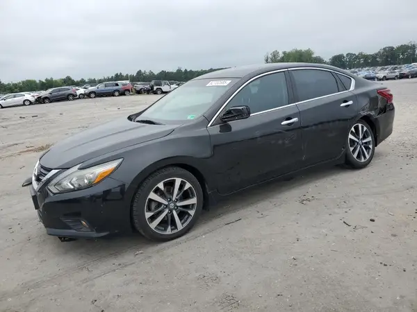 1N4AL3AP0HC165104 2017 NISSAN ALTIMA - Image 1