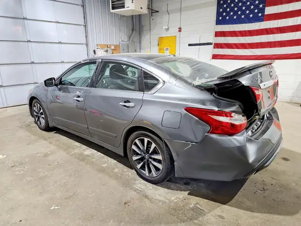 1N4AL3AP0HC165202 2017 NISSAN ALTIMA - Image 2