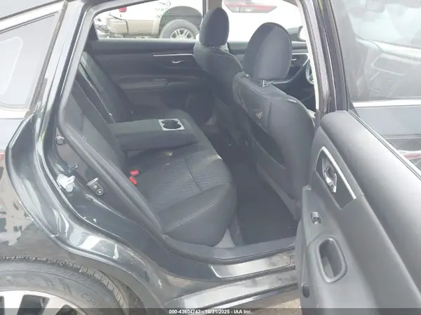 1N4AL3AP0HC166706 2017 NISSAN ALTIMA - Image 8