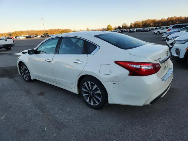 1N4AL3AP0HC167449 2017 NISSAN ALTIMA - Image 2