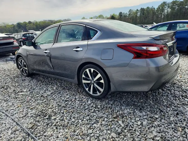 1N4AL3AP0HC168052 2017 NISSAN ALTIMA - Image 2
