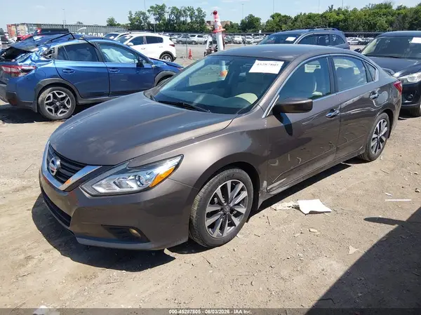 1N4AL3AP0HC170903 2017 NISSAN ALTIMA - Image 2