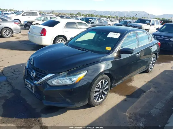1N4AL3AP0HC171744 2017 NISSAN ALTIMA - Image 2