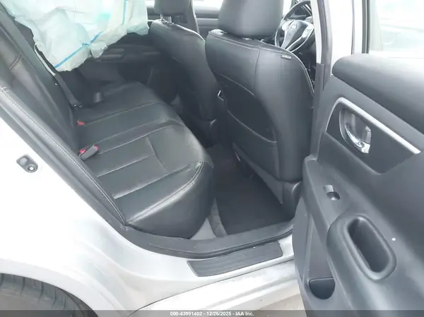 1N4AL3AP0HC173512 2017 NISSAN ALTIMA - Image 8