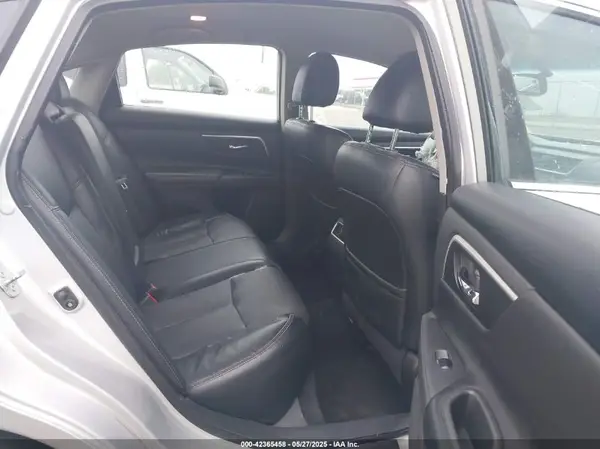 1N4AL3AP0HC175079 2017 NISSAN ALTIMA - Image 8
