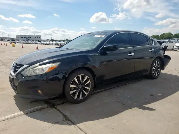 1N4AL3AP0HC176605 2017 NISSAN ALTIMA - Image 1