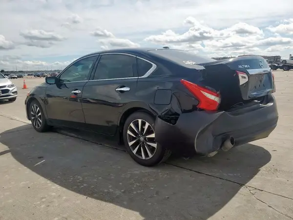 1N4AL3AP0HC176605 2017 NISSAN ALTIMA - Image 2