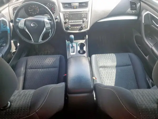 1N4AL3AP0HC176605 2017 NISSAN ALTIMA - Image 8