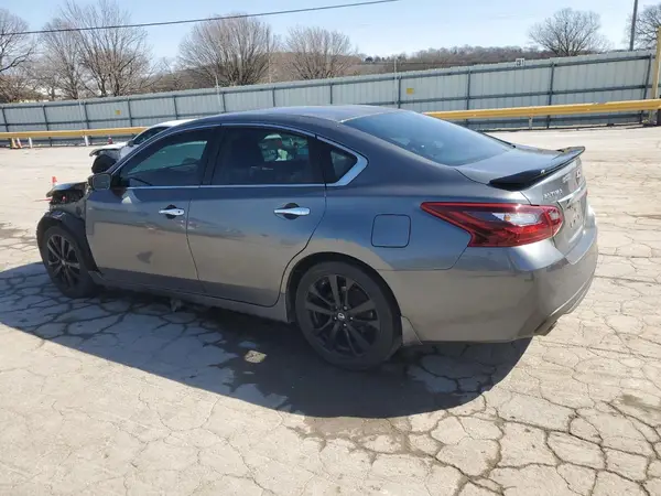 1N4AL3AP0HC176622 2017 NISSAN ALTIMA - Image 2