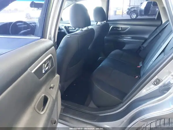 1N4AL3AP0HC176703 2017 NISSAN ALTIMA - Image 8