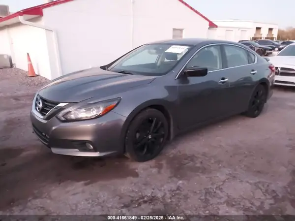 1N4AL3AP0HC179603 2017 NISSAN ALTIMA - Image 2