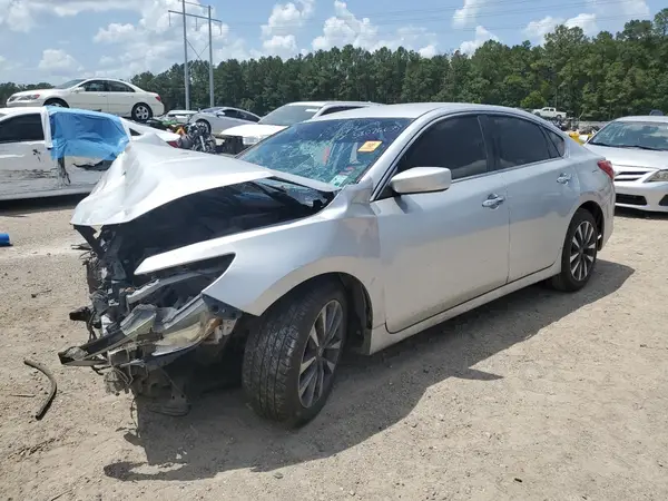 1N4AL3AP0HC179648 2017 NISSAN ALTIMA - Image 1