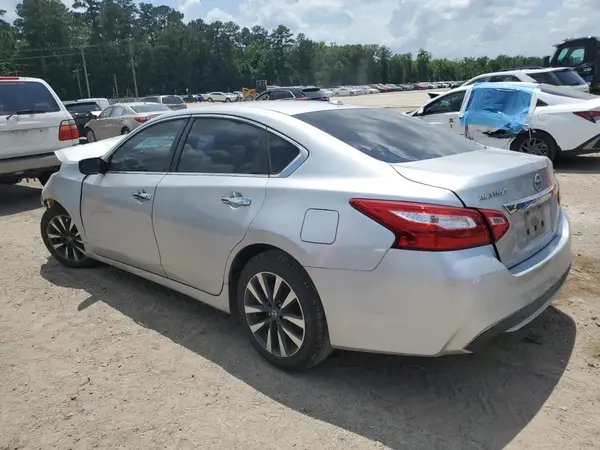 1N4AL3AP0HC179648 2017 NISSAN ALTIMA - Image 2