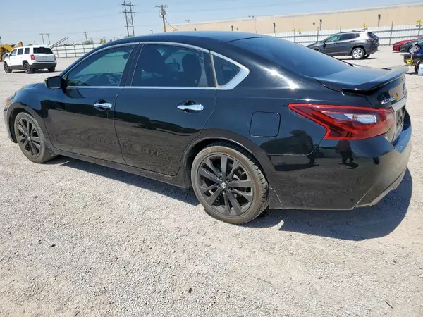1N4AL3AP0HC184235 2017 NISSAN ALTIMA - Image 2