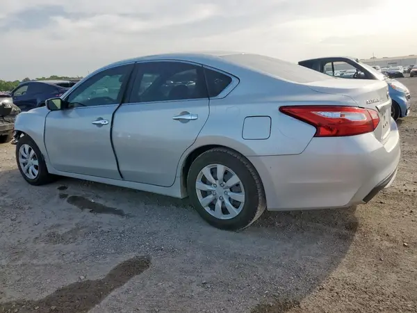 1N4AL3AP0HC184624 2017 NISSAN ALTIMA - Image 2