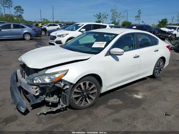 1N4AL3AP0HC185630 2017 NISSAN ALTIMA - Image 2