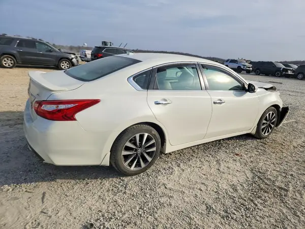 1N4AL3AP0HC187491 2017 NISSAN ALTIMA - Image 2