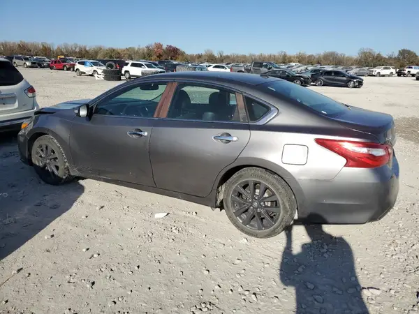 1N4AL3AP0HC189645 2017 NISSAN ALTIMA - Image 2