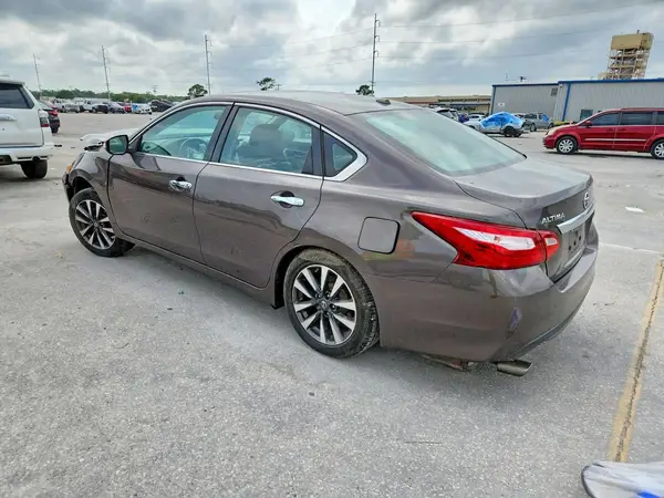 1N4AL3AP0HC193100 2017 NISSAN ALTIMA - Image 2