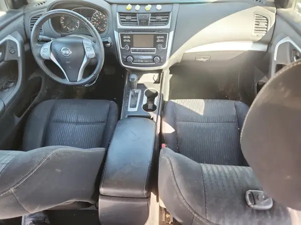 1N4AL3AP0HC193159 2017 NISSAN ALTIMA - Image 8