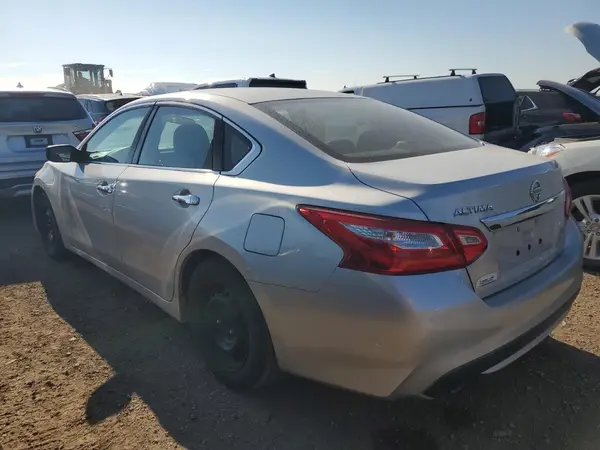 1N4AL3AP0HC193937 2017 NISSAN ALTIMA - Image 2