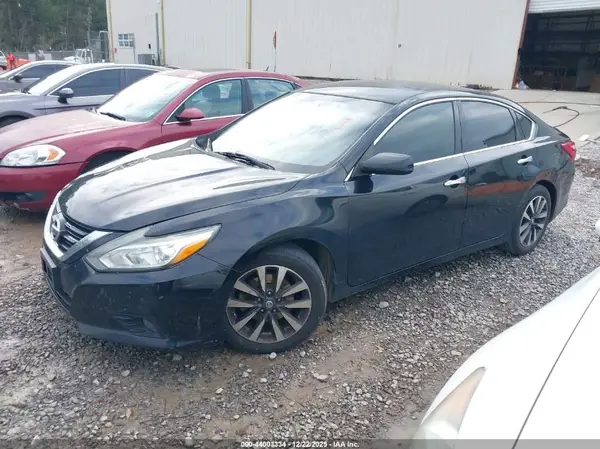 1N4AL3AP0HC194652 2017 NISSAN ALTIMA - Image 2