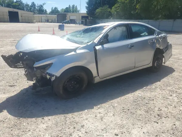 1N4AL3AP0HC195039 2017 NISSAN ALTIMA - Image 1