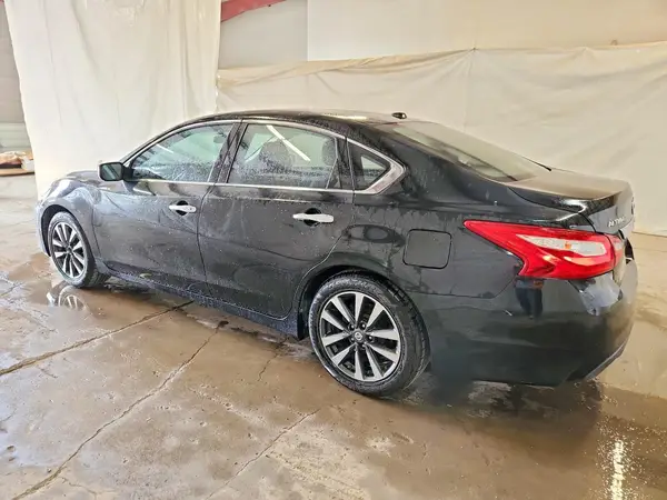 1N4AL3AP0HC197521 2017 NISSAN ALTIMA - Image 2
