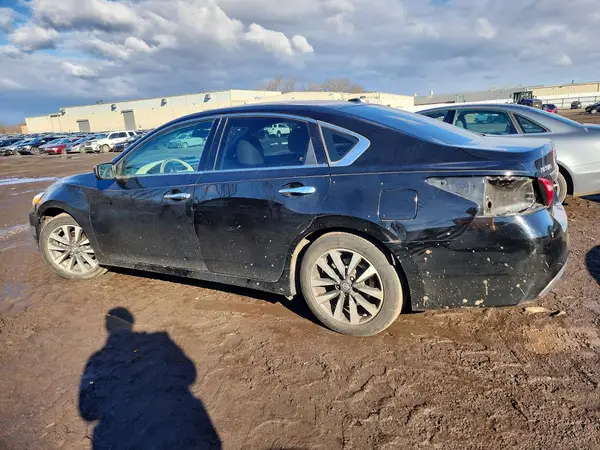 1N4AL3AP0HC200465 2017 NISSAN ALTIMA - Image 2