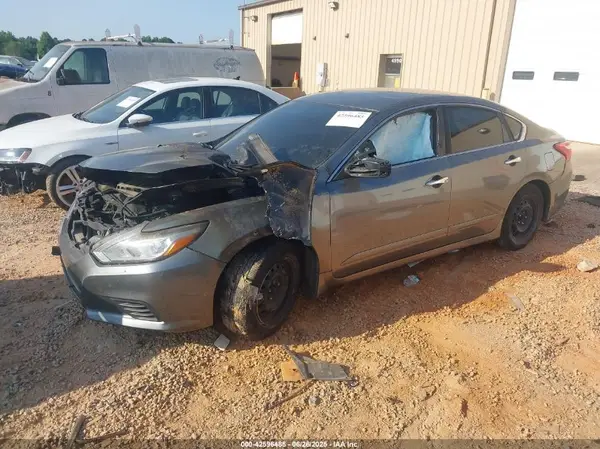 1N4AL3AP0HC200658 2017 NISSAN ALTIMA - Image 2