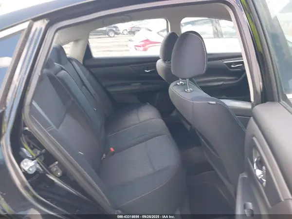 1N4AL3AP0HC205830 2017 NISSAN ALTIMA - Image 8