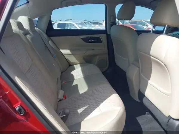 1N4AL3AP0HC206637 2017 NISSAN ALTIMA - Image 8
