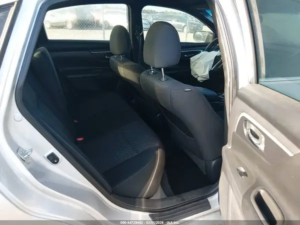 1N4AL3AP0HC211935 2017 NISSAN ALTIMA - Image 8