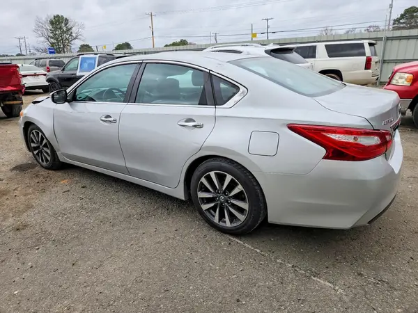 1N4AL3AP0HC212888 2017 NISSAN ALTIMA - Image 2