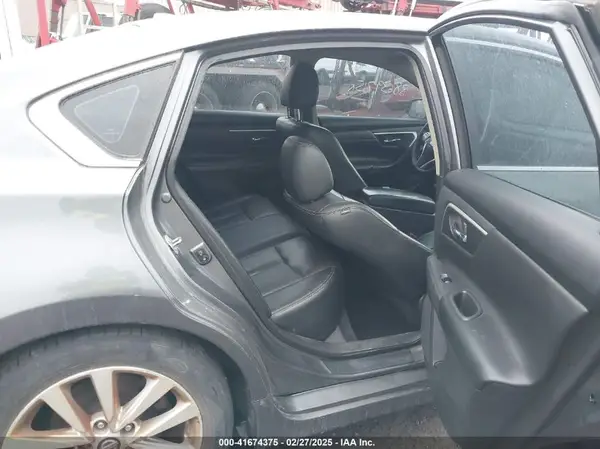 1N4AL3AP0HC213734 2017 NISSAN ALTIMA - Image 8