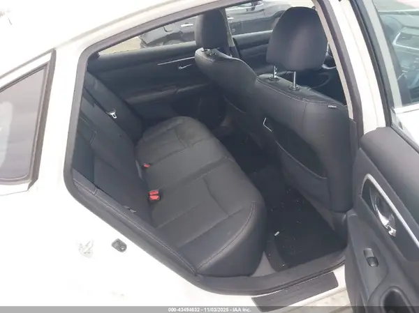 1N4AL3AP0HC214026 2017 NISSAN ALTIMA - Image 8