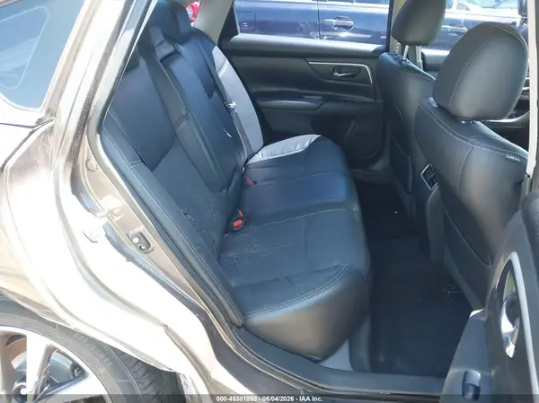 1N4AL3AP0HC214141 2017 NISSAN ALTIMA - Image 8