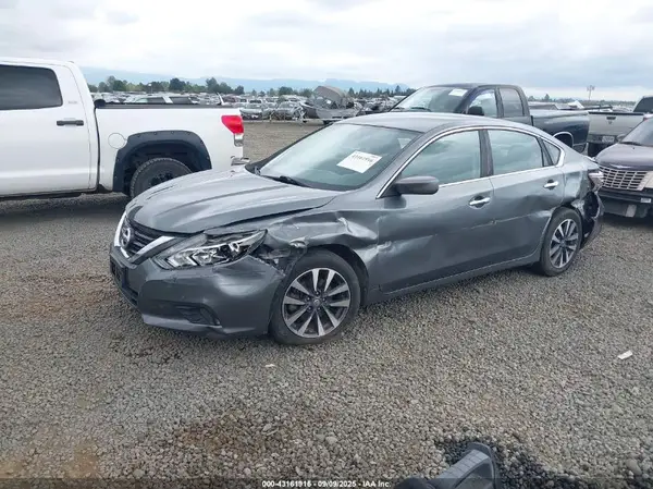 1N4AL3AP0HC215449 2017 NISSAN ALTIMA - Image 2