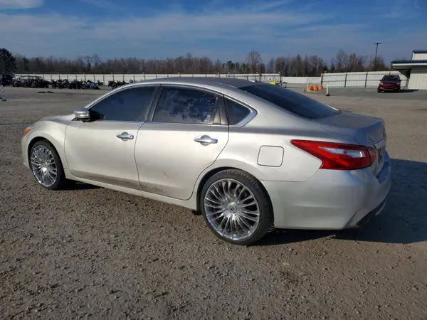 1N4AL3AP0HC216505 2017 NISSAN ALTIMA - Image 2
