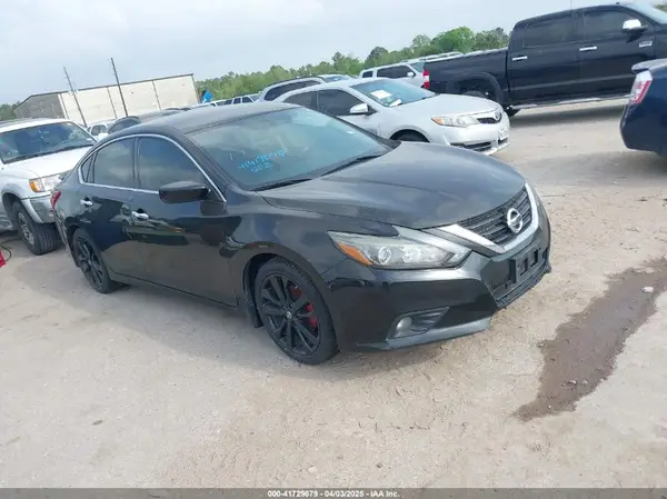 1N4AL3AP0HC217024 2017 NISSAN ALTIMA - Image 1