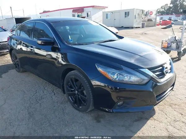 1N4AL3AP0HC218528 2017 NISSAN ALTIMA - Image 1
