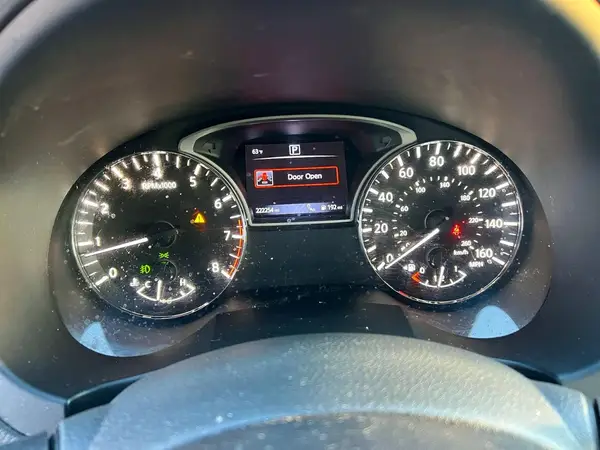 1N4AL3AP0HC220668 2017 NISSAN ALTIMA - Image 8