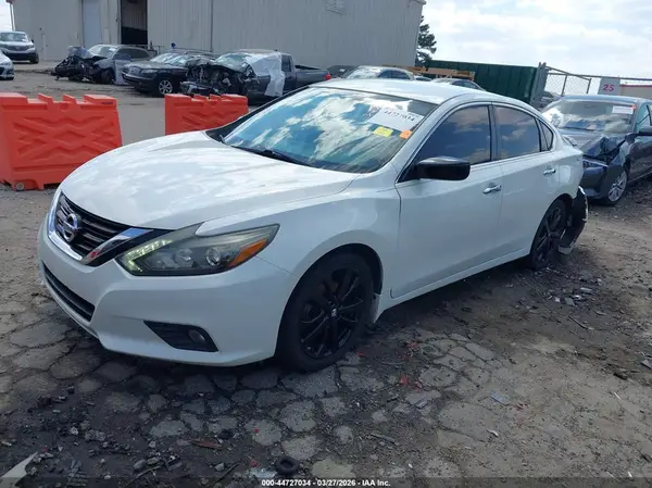 1N4AL3AP0HC223213 2017 NISSAN ALTIMA - Image 2