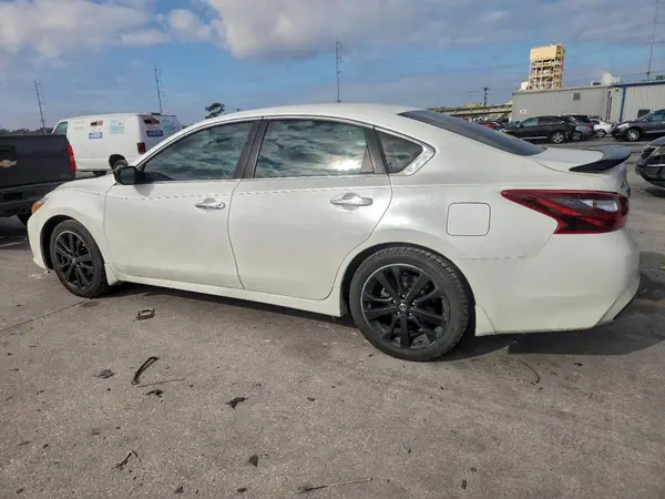 1N4AL3AP0HC224202 2017 NISSAN ALTIMA - Image 2