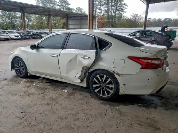 1N4AL3AP0HC227617 2017 NISSAN ALTIMA - Image 2
